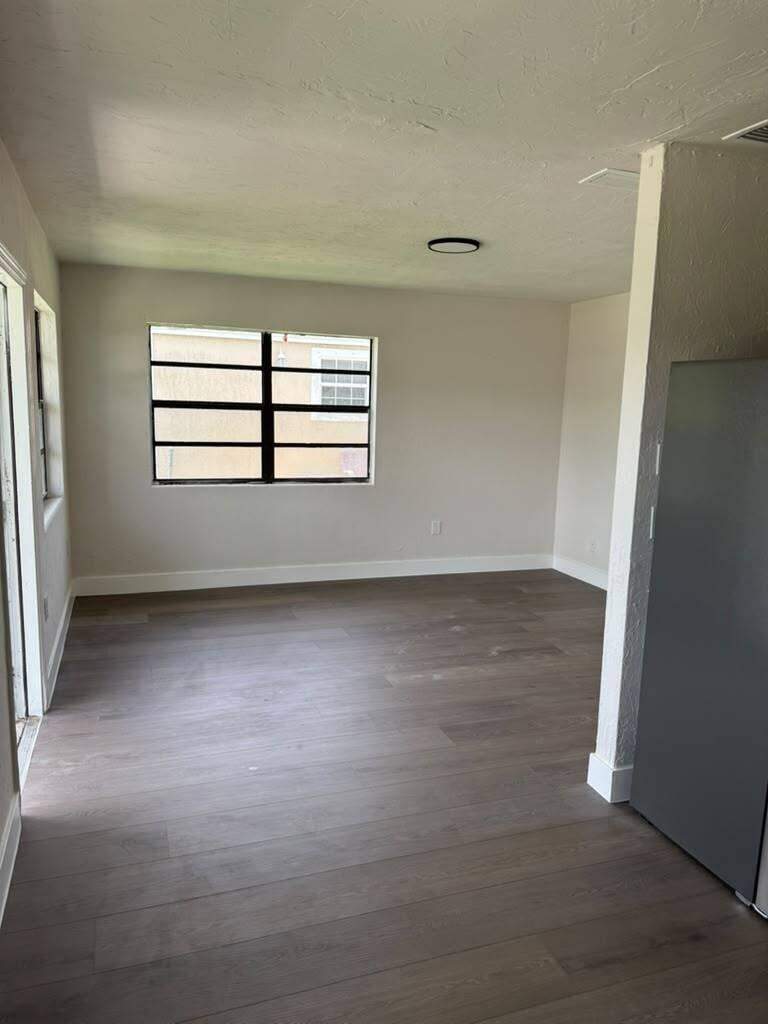 3 bedroom Single Family Residence at 720 Rickey Jackson Boulevard, East Lake Village 2, Pahokee — photo 5