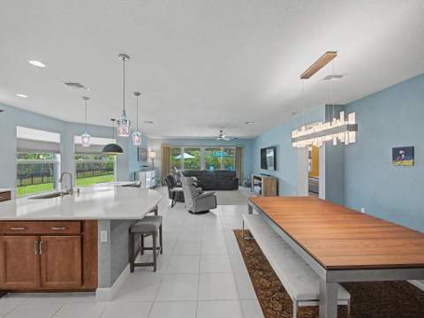 12000 SW Bristol Bay Drive, Port St. Lucie FL - photo 8 of 103