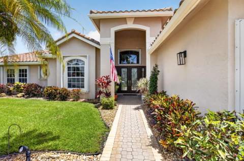 8064 Desmond Drive, Boynton Beach FL - photo 6 of 101