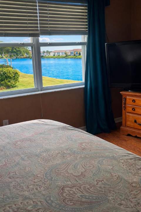 6794 Picante Circle, Fort Pierce FL - photo 9 of 16
