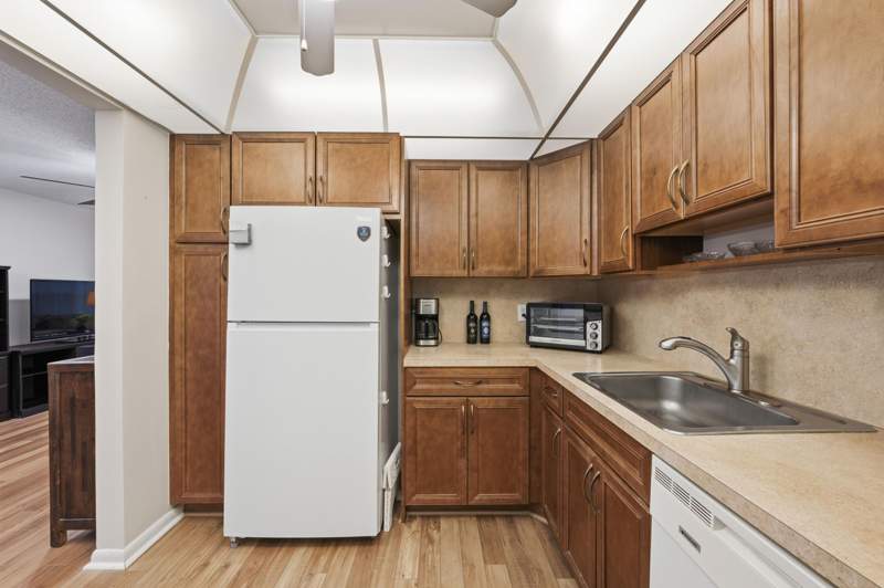 1 bedroom Condominium at 108 Greenbrier C, Greenbrier Condo, West Palm Beach — photo 3