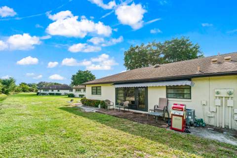 4863 Hawkwood Road #B, Boynton Beach FL - photo 13 of 16