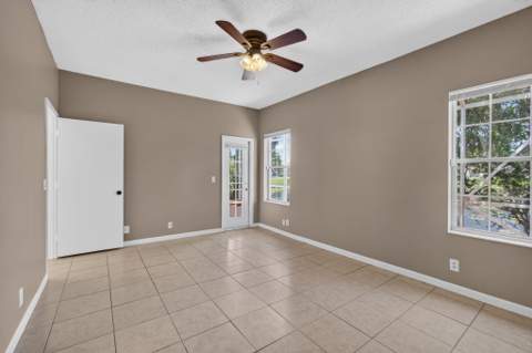 3871 Circle Lake Drive, West Palm Beach FL - photo 23 of 53