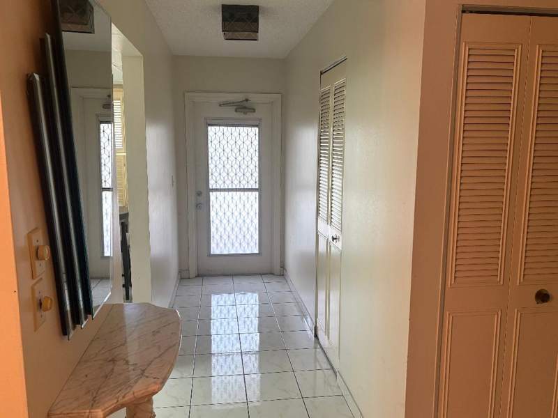 2 bedroom Condominium at 7561 NW 1st Street #207, Palm Lakes Condo, Margate — photo 5