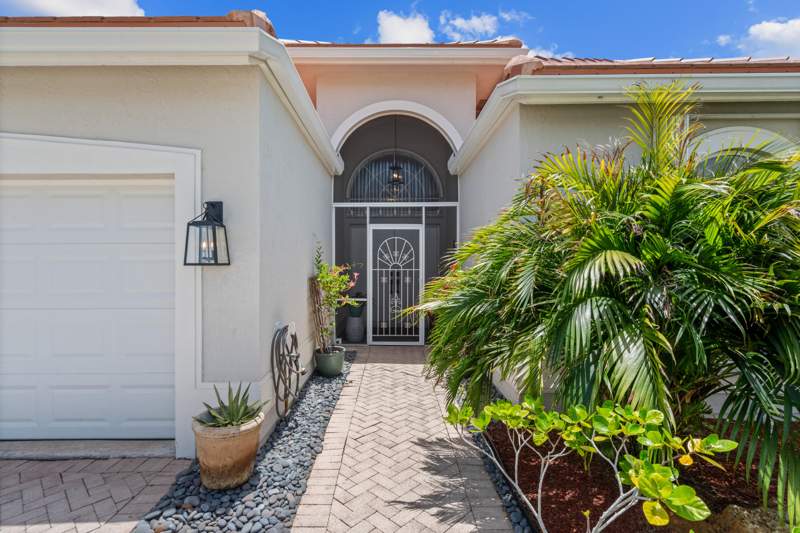 3 bedroom Single Family Residence at 1618 SE Shelburnie Way, Highland Glen, Port St. Lucie — photo 4