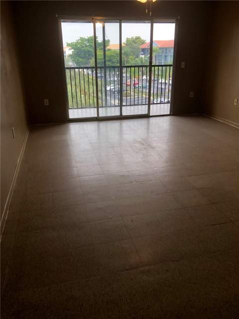 13455 SW 16th Court, Pembroke Pines FL - photo 10 of 17