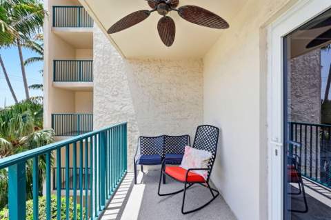 1239 Hillsboro Mile #302, Hillsboro Beach FL - photo 18 of 40