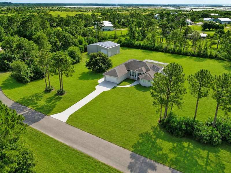 3 bedroom Single Family Residence at 12274 Golden Eagle Street, Treasure Coast Airpark, Port St. Lucie — photo 1