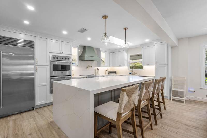 4 bedroom Single Family Residence at 18770 SE River Ridge Road, River Ridge (Tequesta), Jupiter — photo 4