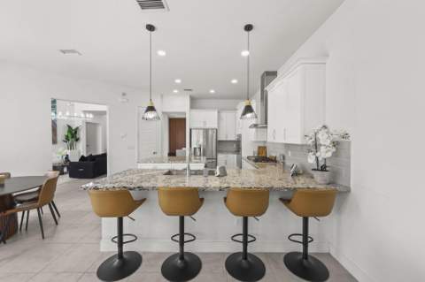 10432 N Lago Vista Circle, Parkland FL - photo 12 of 35