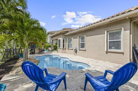 455 Cresta Circle, West Palm Beach FL - photo 11 of 94