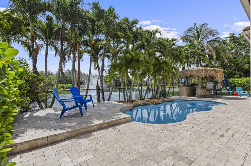 4 bedroom Single Family Residence at 455 Cresta Circle, Terracina Johnson Property, West Palm Beach — photo 3