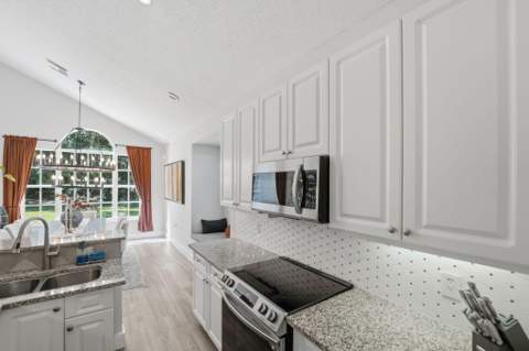 609 SW Saint Thomas Cove, Port St. Lucie FL - photo 8 of 43