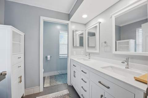 1081 Palama Way, Lantana FL - photo 15 of 40