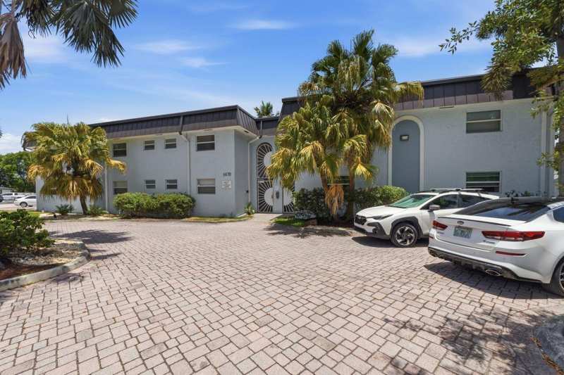 1 bedroom Condominium at 1470 N Dixie Highway #43, Wisteria Court Condo, Fort Lauderdale — photo 1
