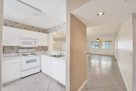 9580 Weldon Circle #K109, Tamarac FL - photo 11 of 57