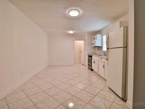3024 W Dixie Boulevard, Fort Pierce FL - photo 8 of 16