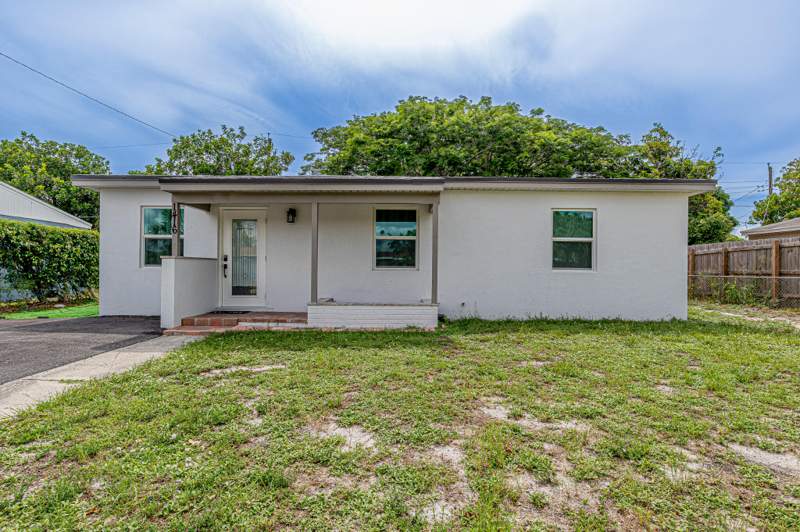 3 bedroom Single Family Residence at 1416 S C Street, Whispering Palms 4, Lake Worth Beach — photo 2