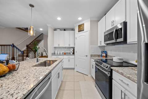 10912 SW Vasari Way, Port St. Lucie FL - photo 12 of 40