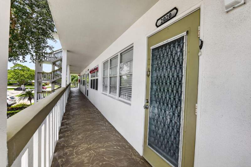 1 bedroom Condominium at 2020 Durham A, Durham A Condo, Deerfield Beach — photo 2