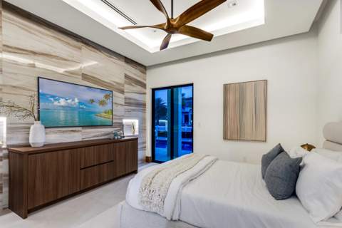 2441 NE 48th Court, Lighthouse Point FL - photo 18 of 46