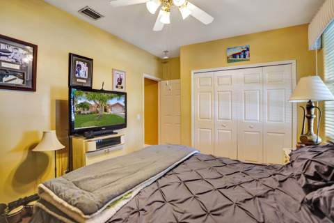 16413 NW 12th Street, Pembroke Pines FL - photo 22 of 35