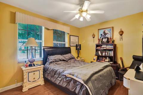 16413 NW 12th Street, Pembroke Pines FL - photo 19 of 35