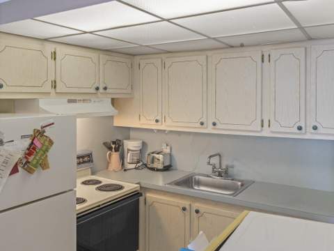 67 Sussex C #67, West Palm Beach FL - photo 8 of 33