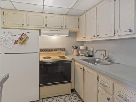 67 Sussex C #67, West Palm Beach FL - photo 7 of 33