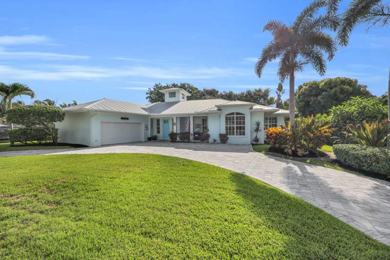 4 bedroom Single Family Residence at 236 Fairway, Tequesta Country Club, Tequesta — photo 3