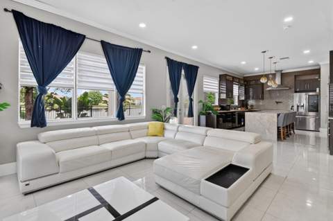 700 Cresta Circle, West Palm Beach FL - photo 19 of 85