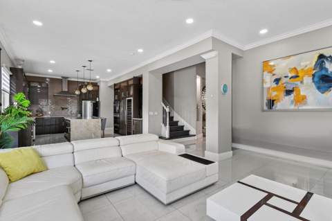 700 Cresta Circle, West Palm Beach FL - photo 20 of 85