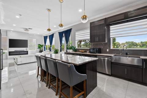 700 Cresta Circle, West Palm Beach FL - photo 23 of 85