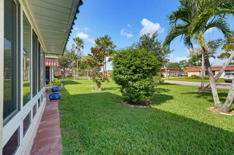 676 Laconia Circle #B, Lake Worth FL - photo 22 of 55