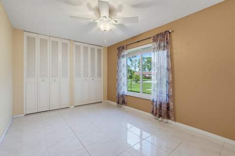 676 Laconia Circle #B, Lake Worth FL - photo 12 of 55