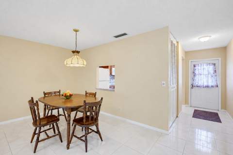 676 Laconia Circle #B, Lake Worth FL - photo 15 of 55
