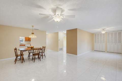 676 Laconia Circle #B, Lake Worth FL - photo 16 of 55