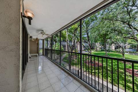 2818 N 46th Avenue #K387, Hollywood FL - photo 23 of 39