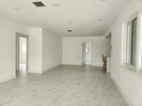 401 SE 1st Avenue, Pompano Beach FL - photo 7 of 36
