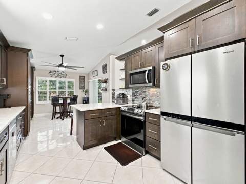7960 Laina Lane #Unit 3, Boynton Beach FL - photo 9 of 49