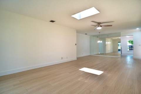 5430 Mirror Lakes Boulevard, Boynton Beach FL - photo 10 of 33