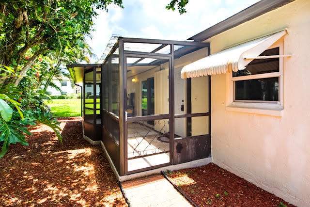 2 bedroom Single Family Residence at 5430 Mirror Lakes Boulevard, Mirror Lakes 2, Boynton Beach — photo 5