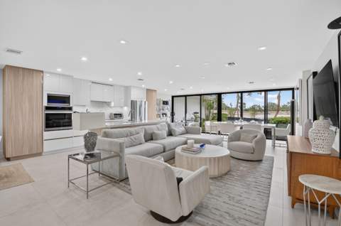 403 Bridgewood Court, Boca Raton FL - photo 10 of 64