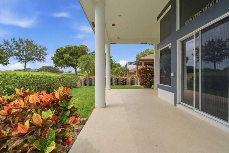 5 bedroom Single Family Residence at 1716 NW 124th Way, Greens Of Eagle Trace, Coral Springs — photo 5
