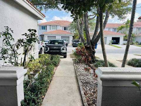 8023 Big Pine Way, Riviera Beach FL - photo 10 of 81