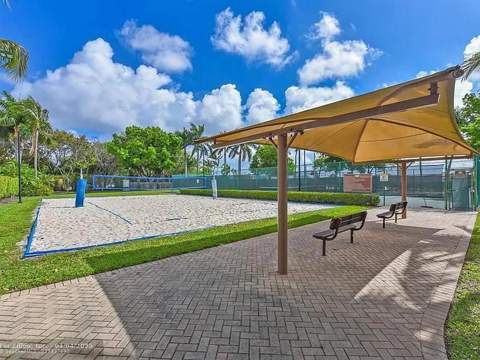 8023 Big Pine Way, Riviera Beach FL - photo 22 of 81