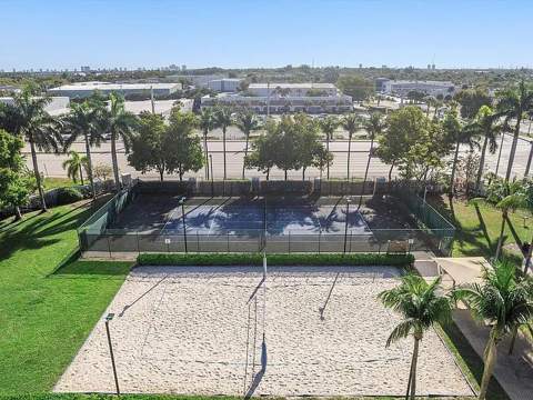 8023 Big Pine Way, Riviera Beach FL - photo 23 of 81