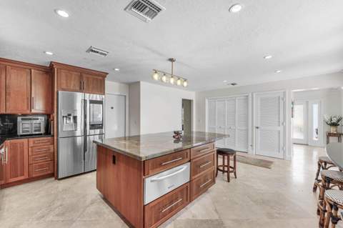 12108 Odyssey Road, Boynton Beach FL - photo 9 of 50