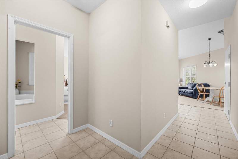 2 bedroom Villa at 9906 Perfect Drive, Golf Villas Condominium, Port St. Lucie — photo 2