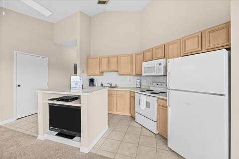 9906 Perfect Drive, Port St. Lucie FL - photo 6 of 40